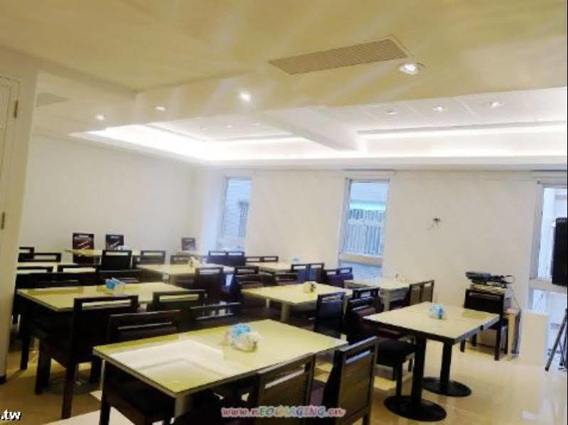 Just Enjoy Business Hotel Ταϊνάν Εξωτερικό φωτογραφία
